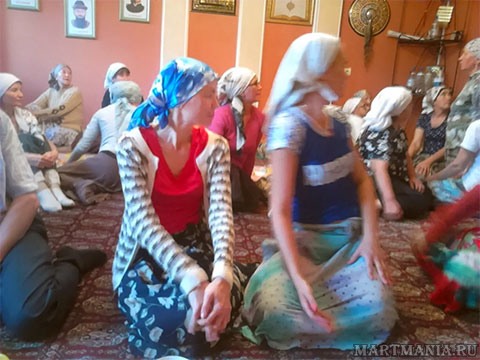 посетители секты